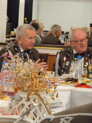 batch WhatsApp-Image-2025-12-18-at-10.48.13