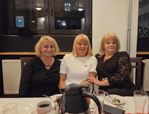 batch WhatsApp-Image-2025-12-18-at-10.49.57